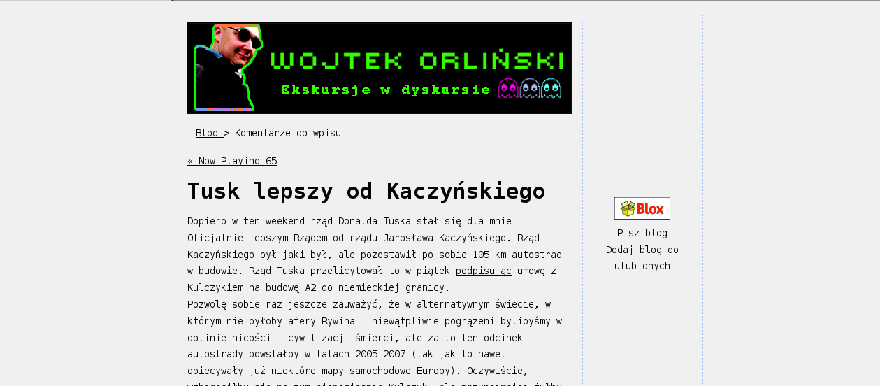 Blog WO czarne litery szare tło