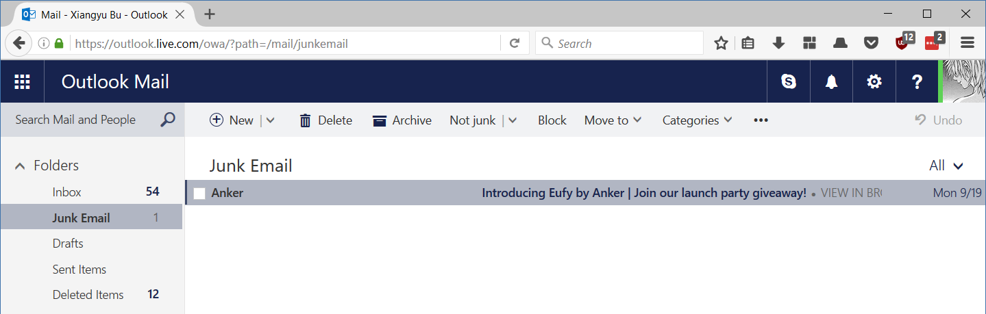 Remove Outlook.com Ad bar and Reclaim Space