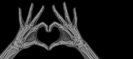 black skull hands roblox