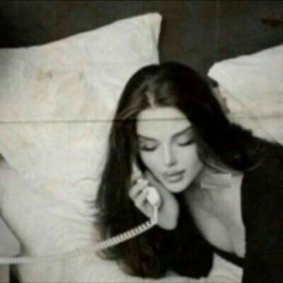 dark feminine aesthetic