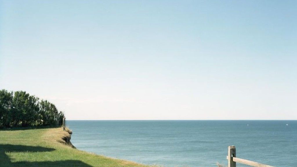 bg yt simple :)