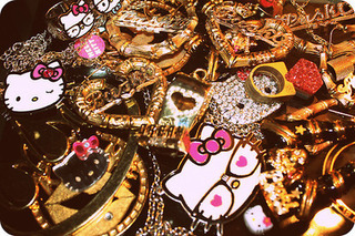 mixed gold hello kitty jewelry tumblr dash-layout